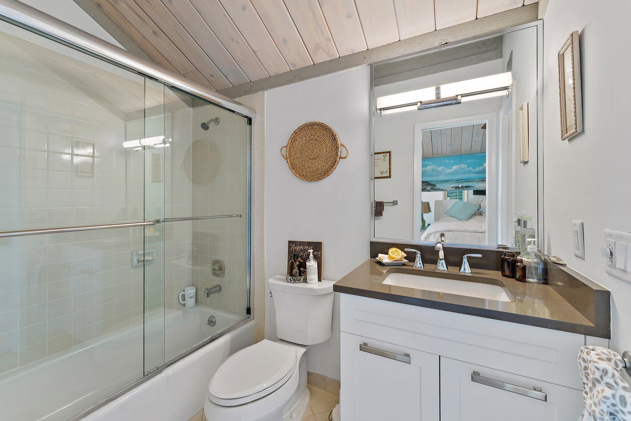 OCEAN WALK PLACE - Residential