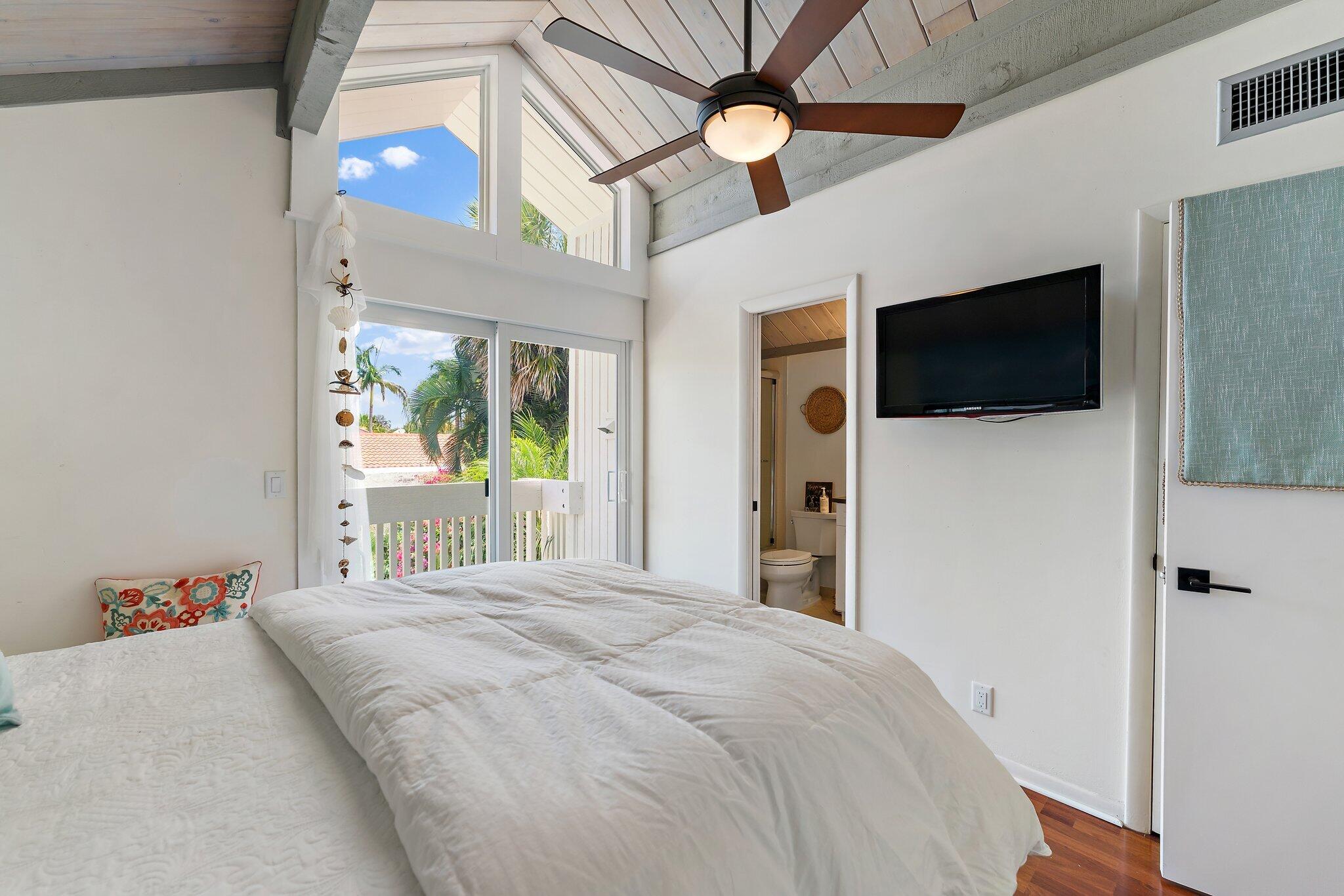 OCEAN WALK PLACE - Residential