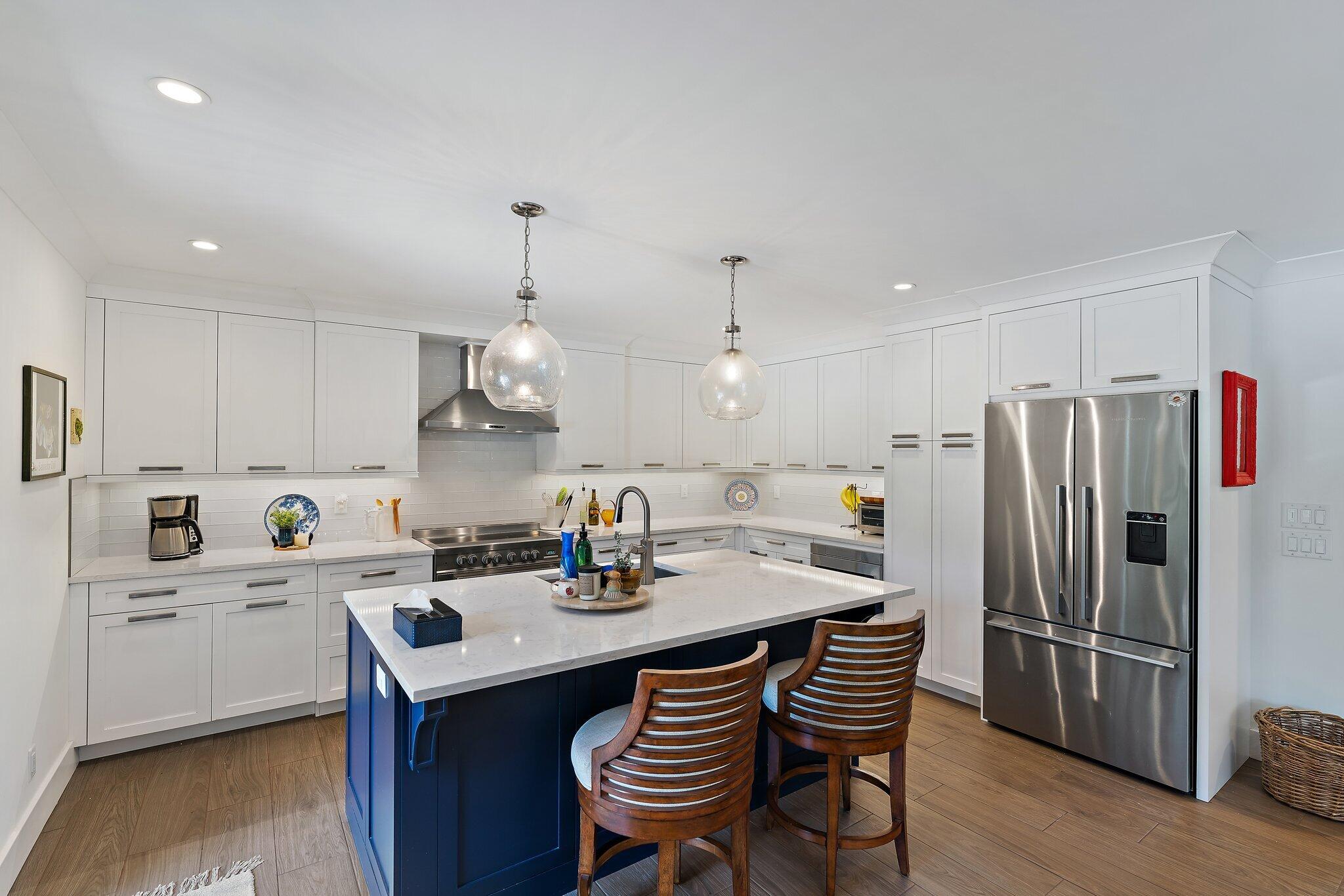 OCEAN WALK PLACE - Residential