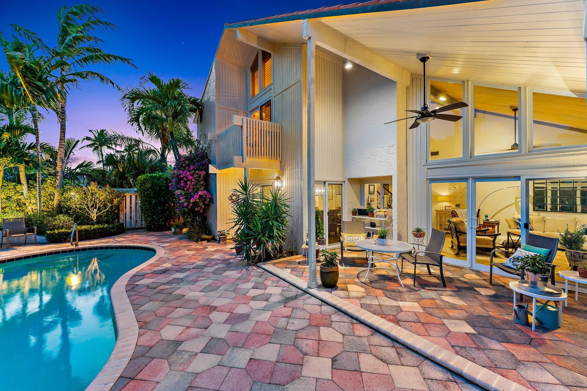 OCEAN WALK PLACE - Residential