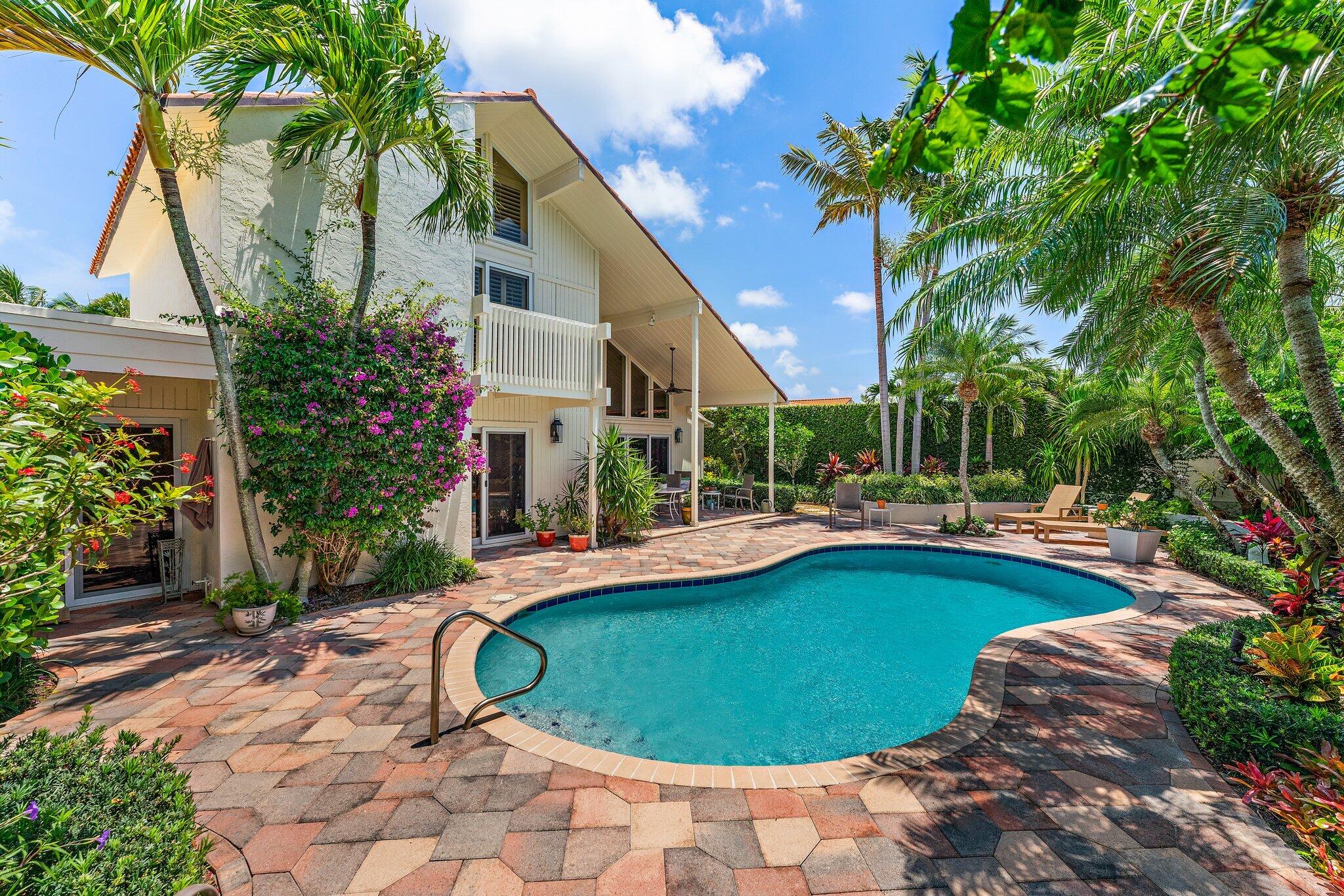 OCEAN WALK PLACE - Residential