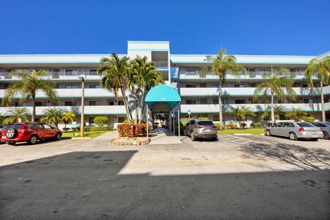 A home in Lake Worth