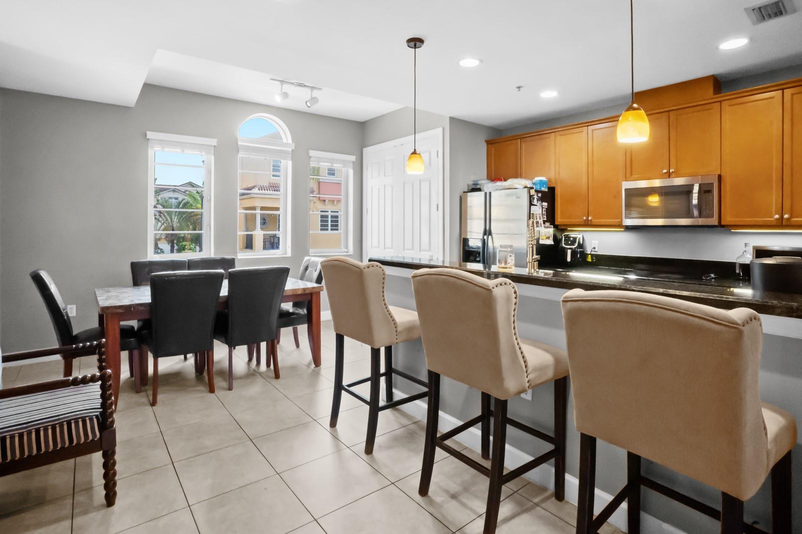 1812 Coral Heights Lane