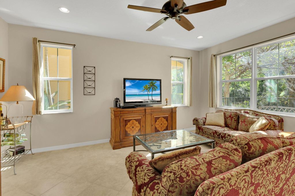 Photo of 4548 Mediterranean Circle, Palm Beach Gardens, FL 33418 (MLS # R10964148)