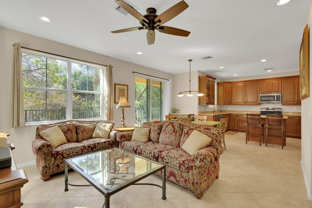 Photo of 4548 Mediterranean Circle, Palm Beach Gardens, FL 33418 (MLS # R10964148)