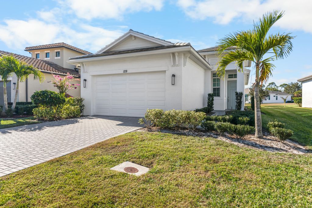 Photo of 129 SE Strada Cervaro, Port Saint Lucie, FL 34952 (MLS # R11156000)