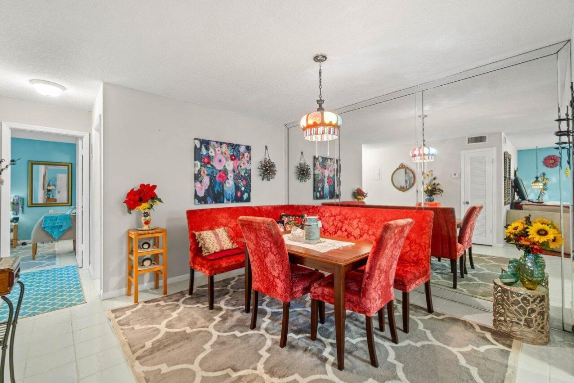 1124 NW 13th Street 204a