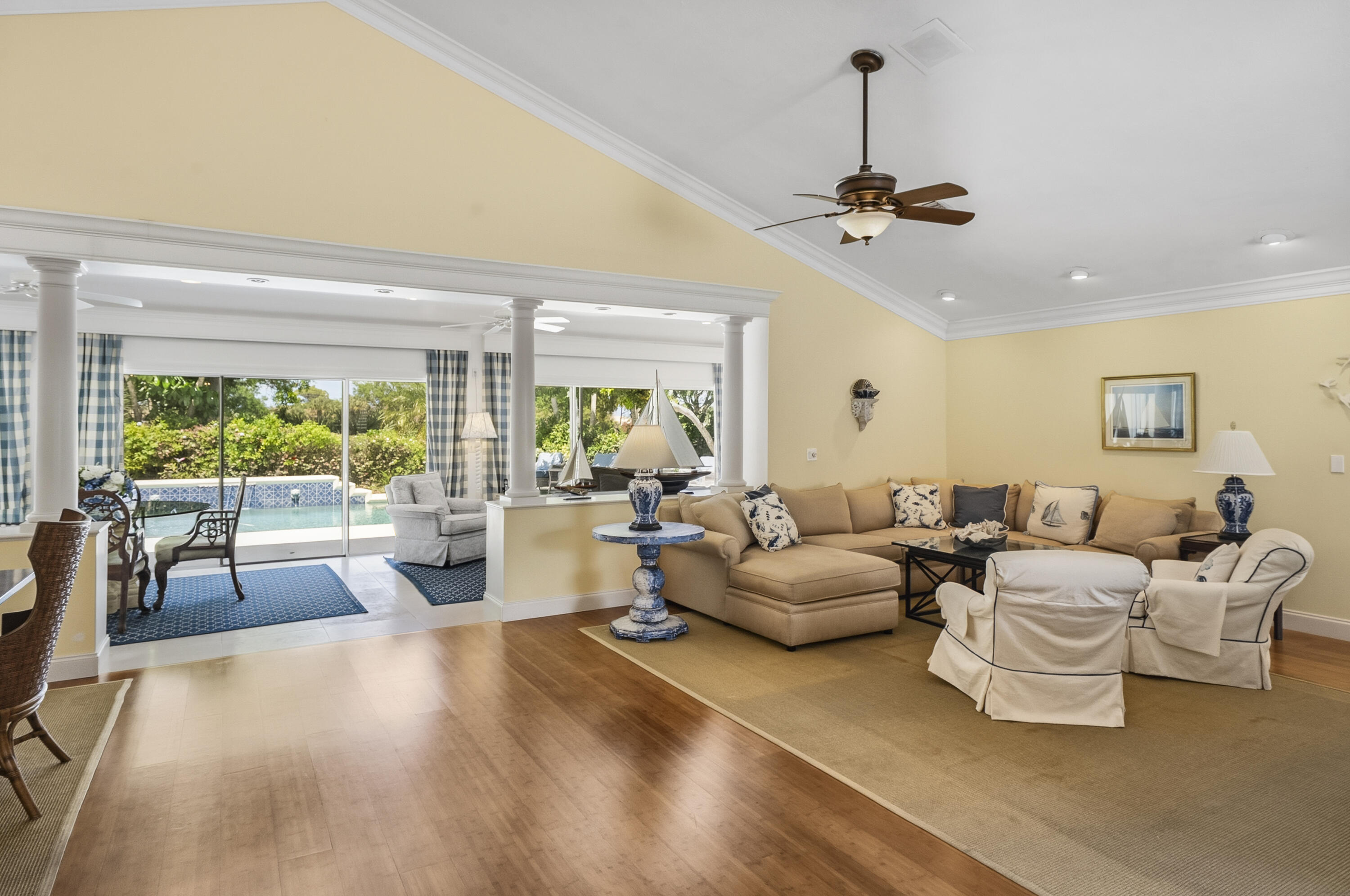 MARINER SANDS - Residential