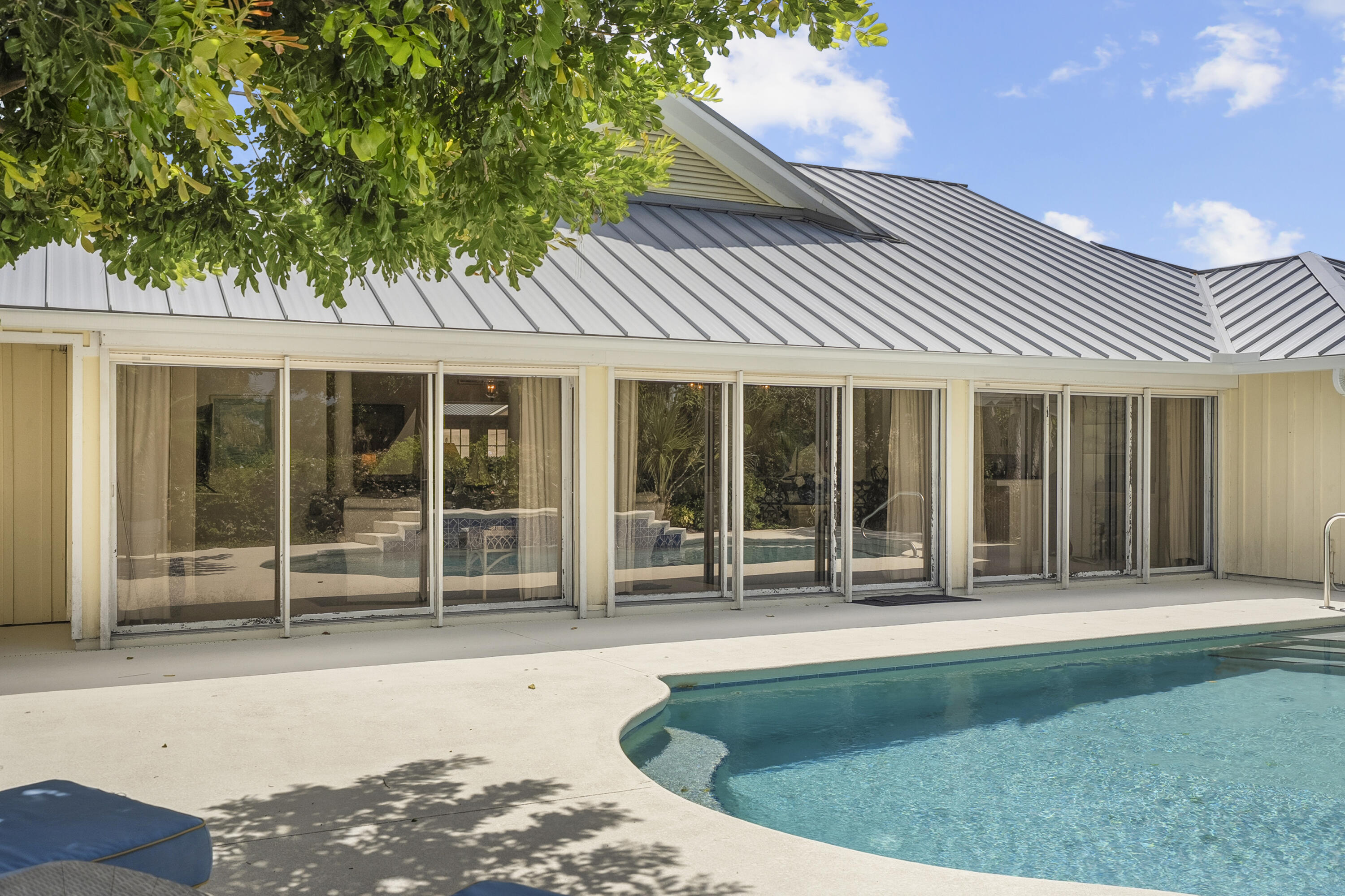 MARINER SANDS - Residential