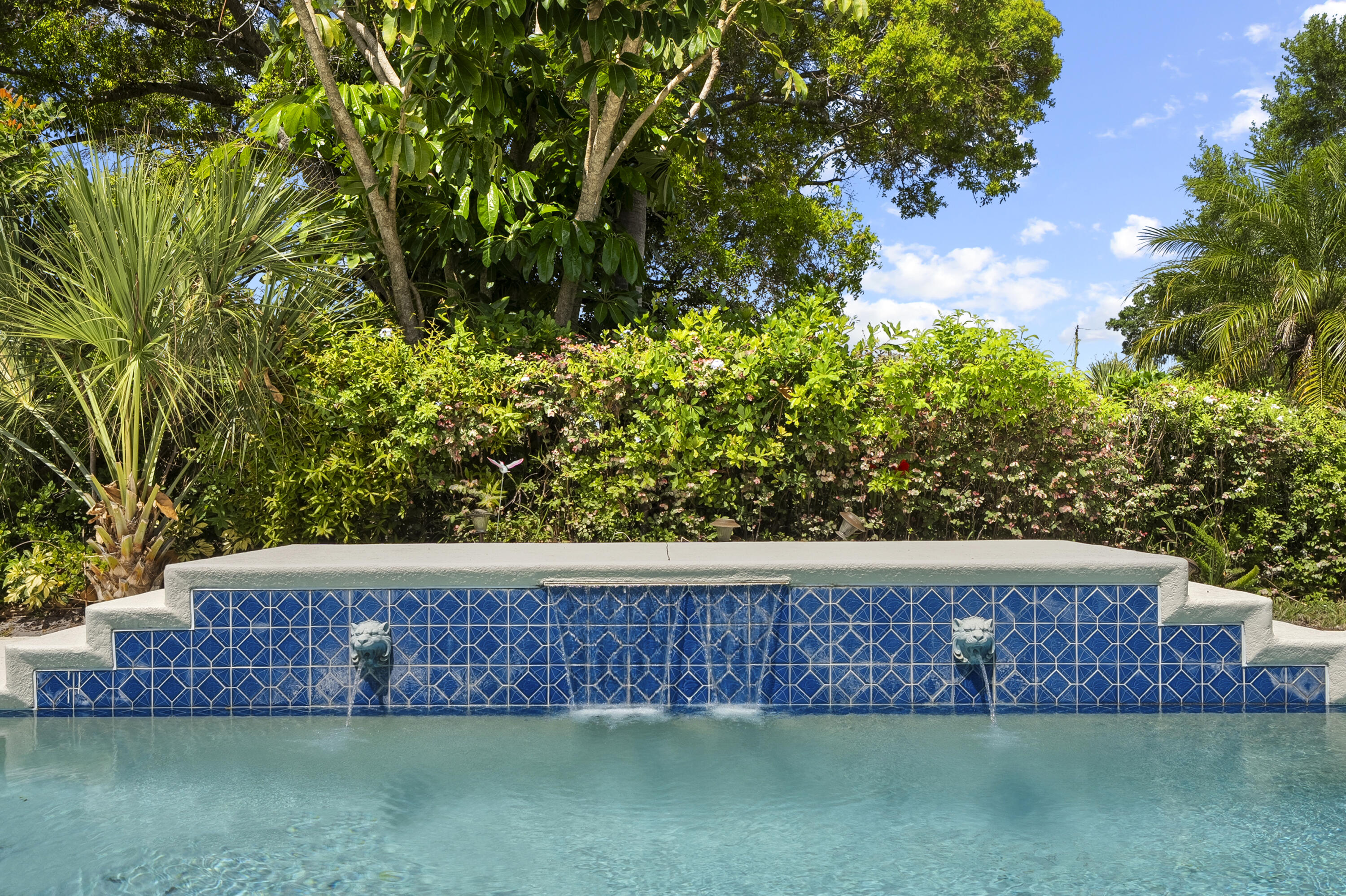 MARINER SANDS - Residential