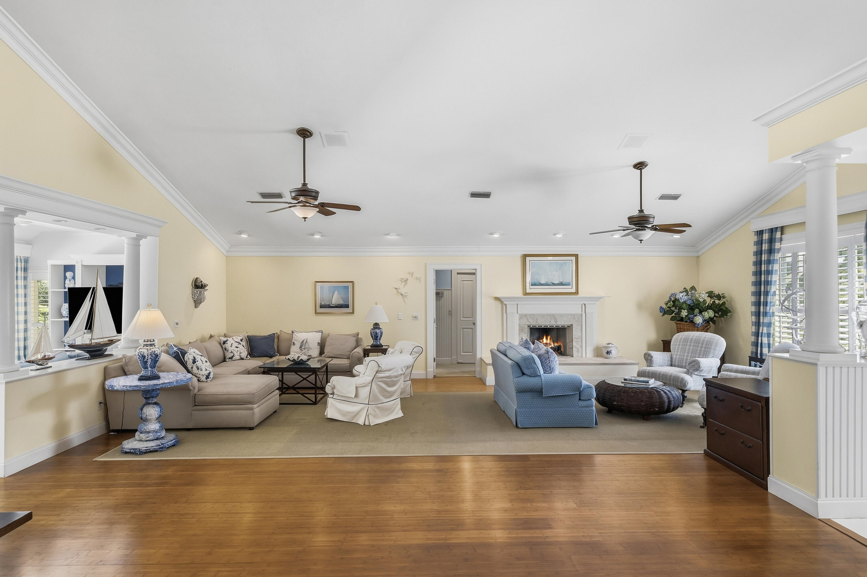 MARINER SANDS - Residential