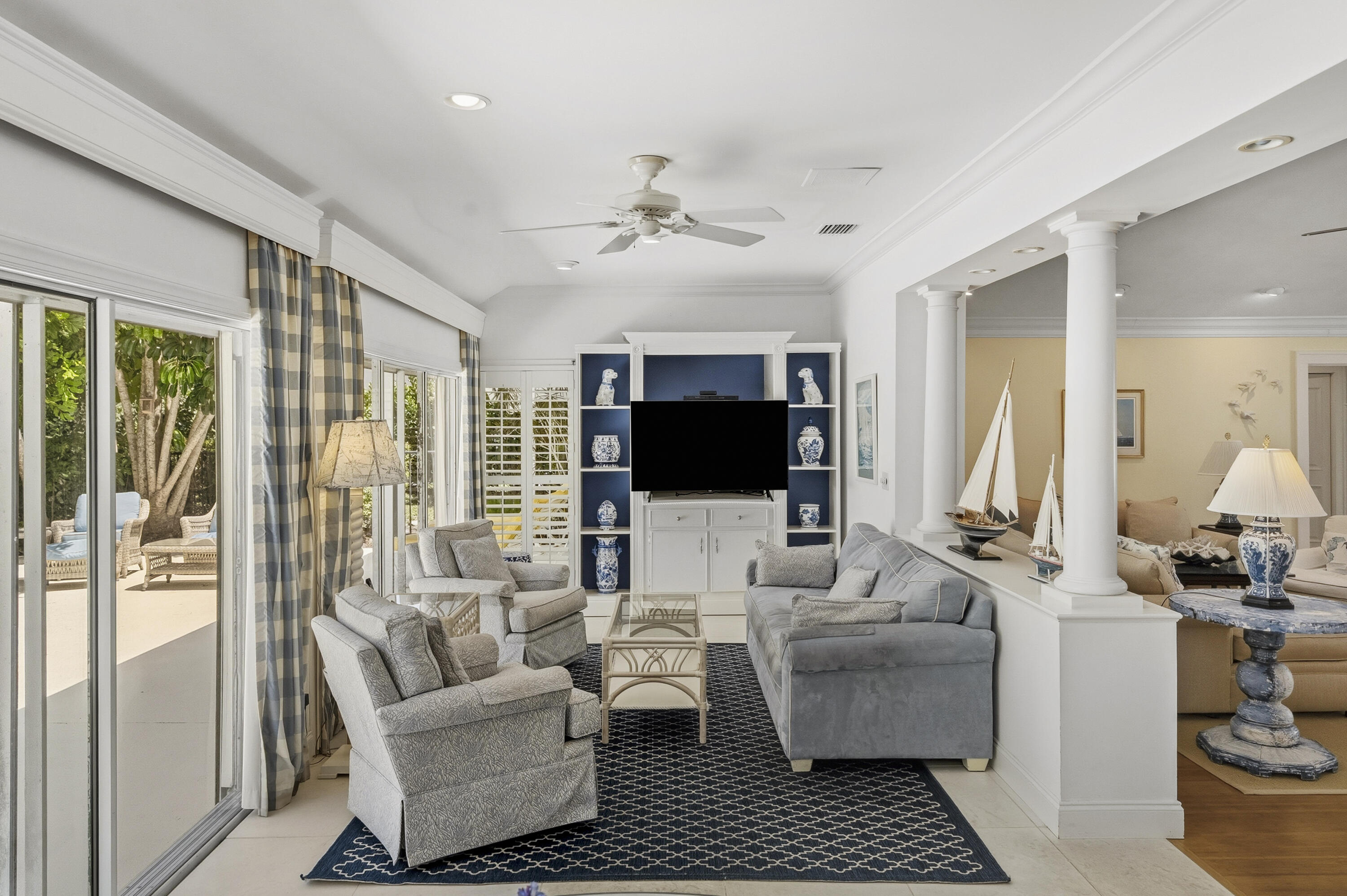 MARINER SANDS - Residential