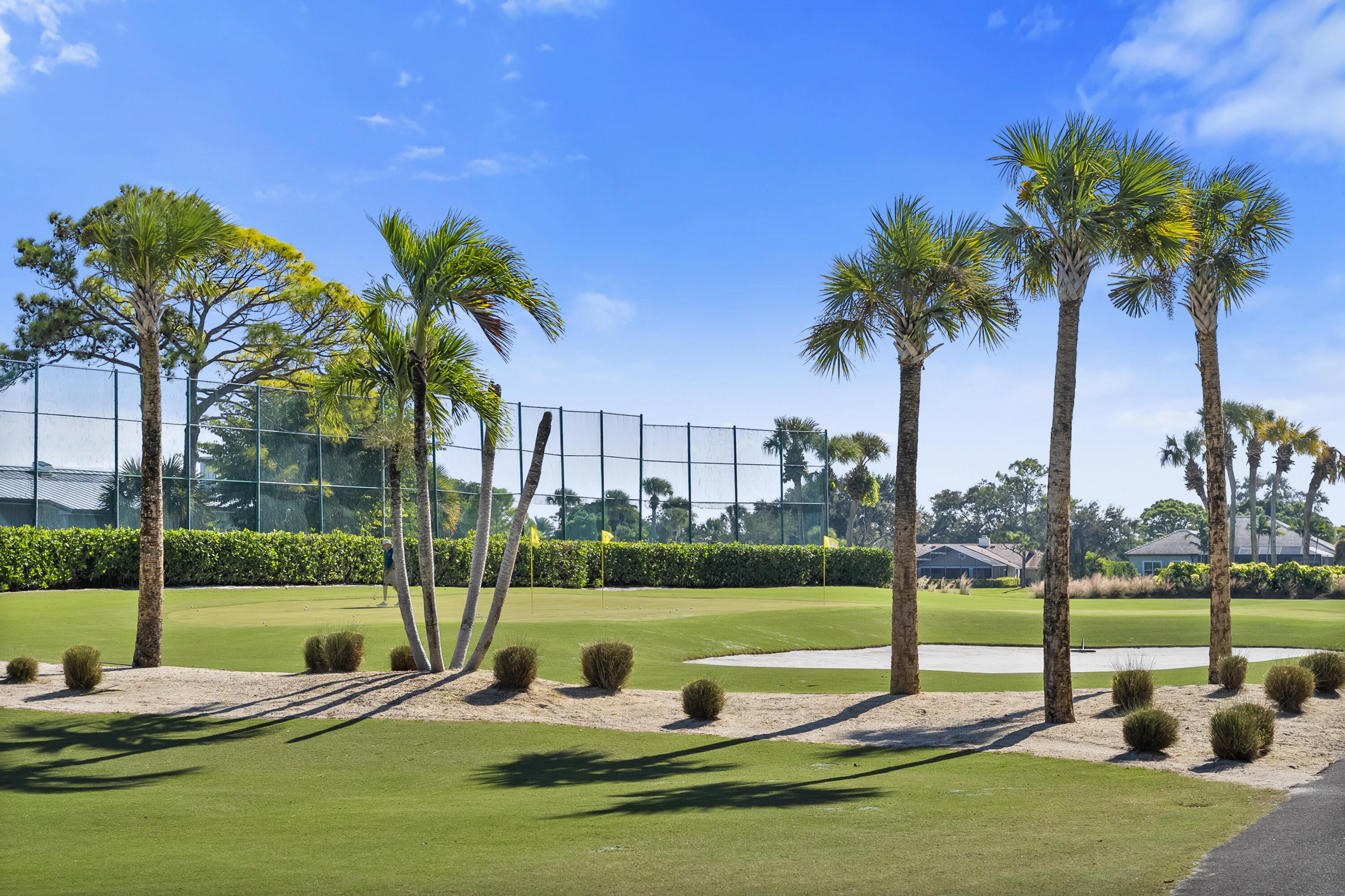 MARINER SANDS - Residential