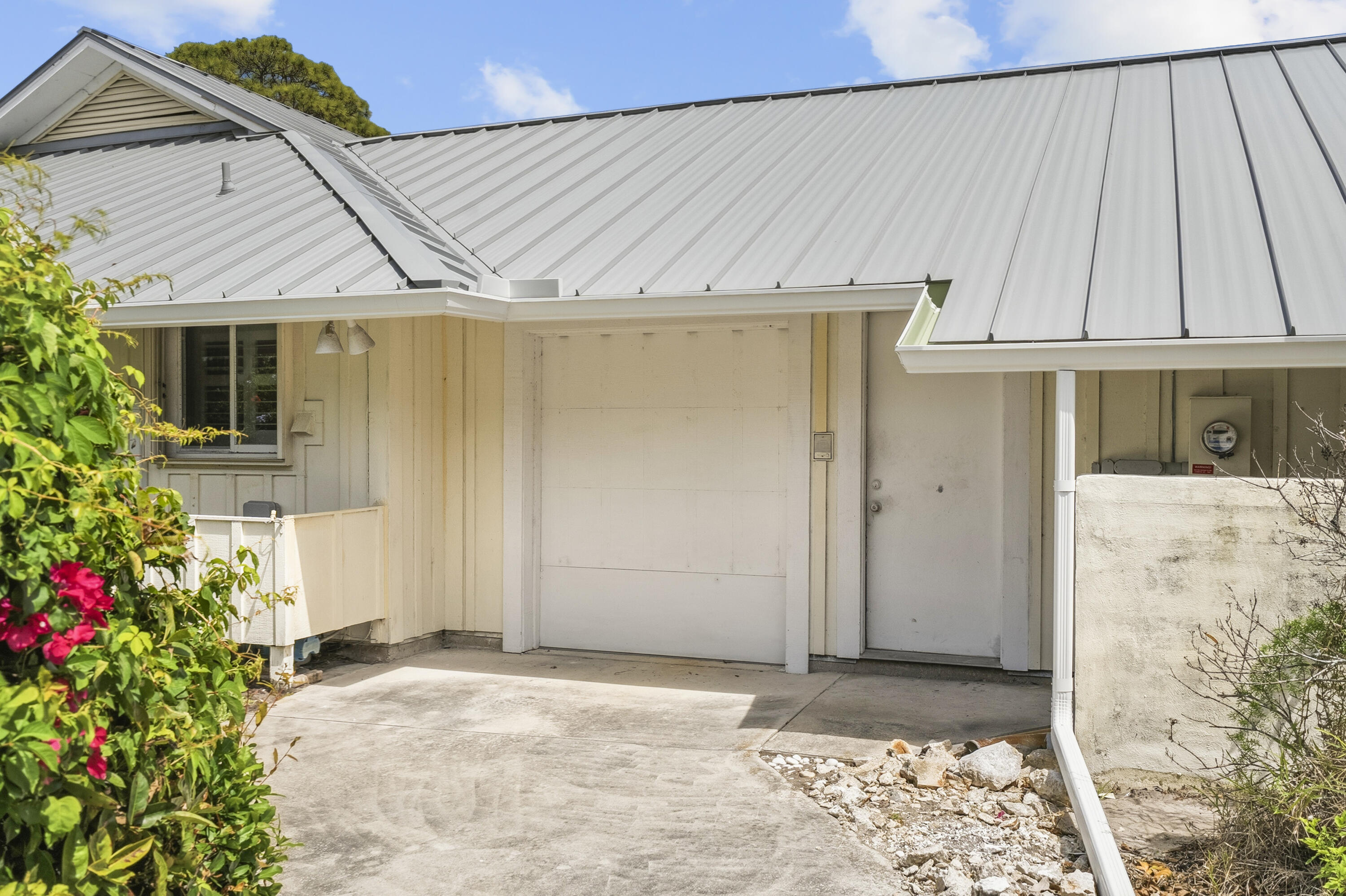 MARINER SANDS - Residential