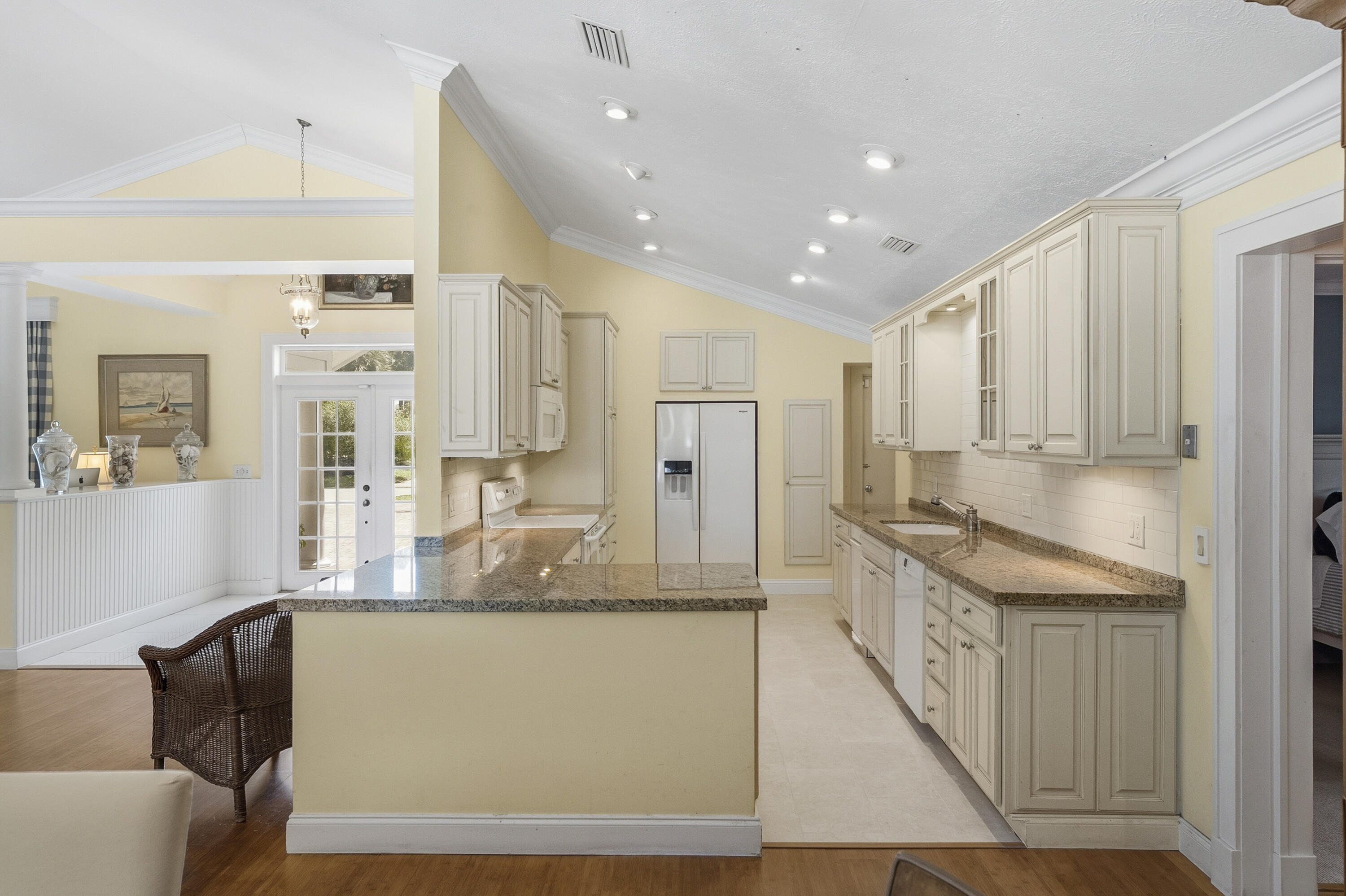 MARINER SANDS - Residential