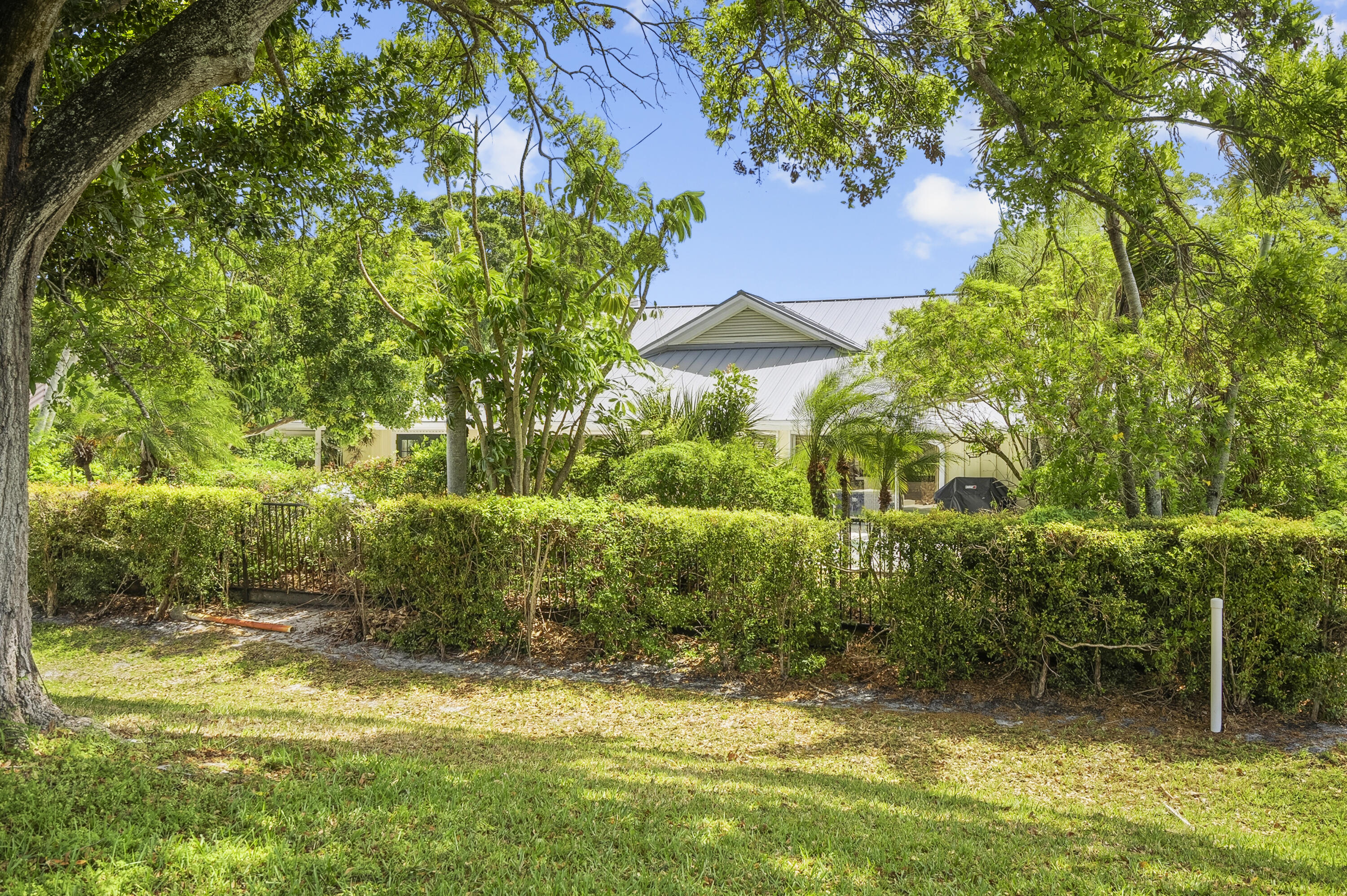 MARINER SANDS - Residential