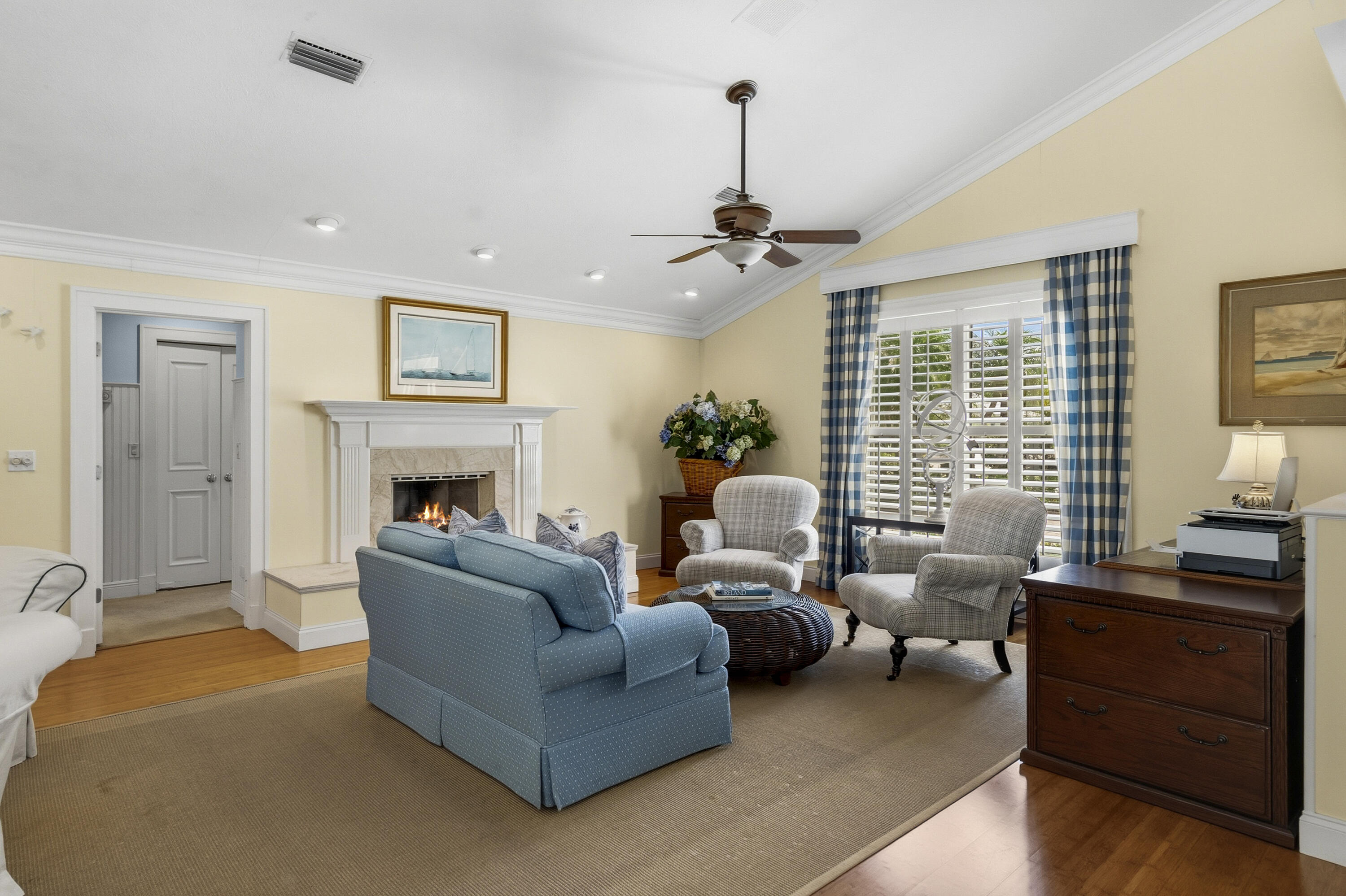 MARINER SANDS - Residential