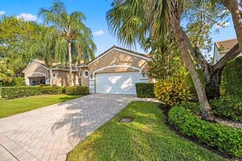 Photo of 4657 Carlton Golf Drive, Lake Worth, FL 33449 (MLS # B26009044)
