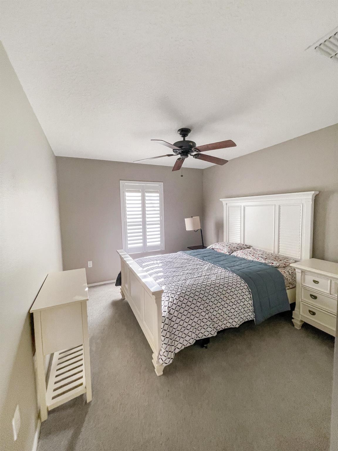 LANCASTER AT LOCH LEVEN P - Residential Lease