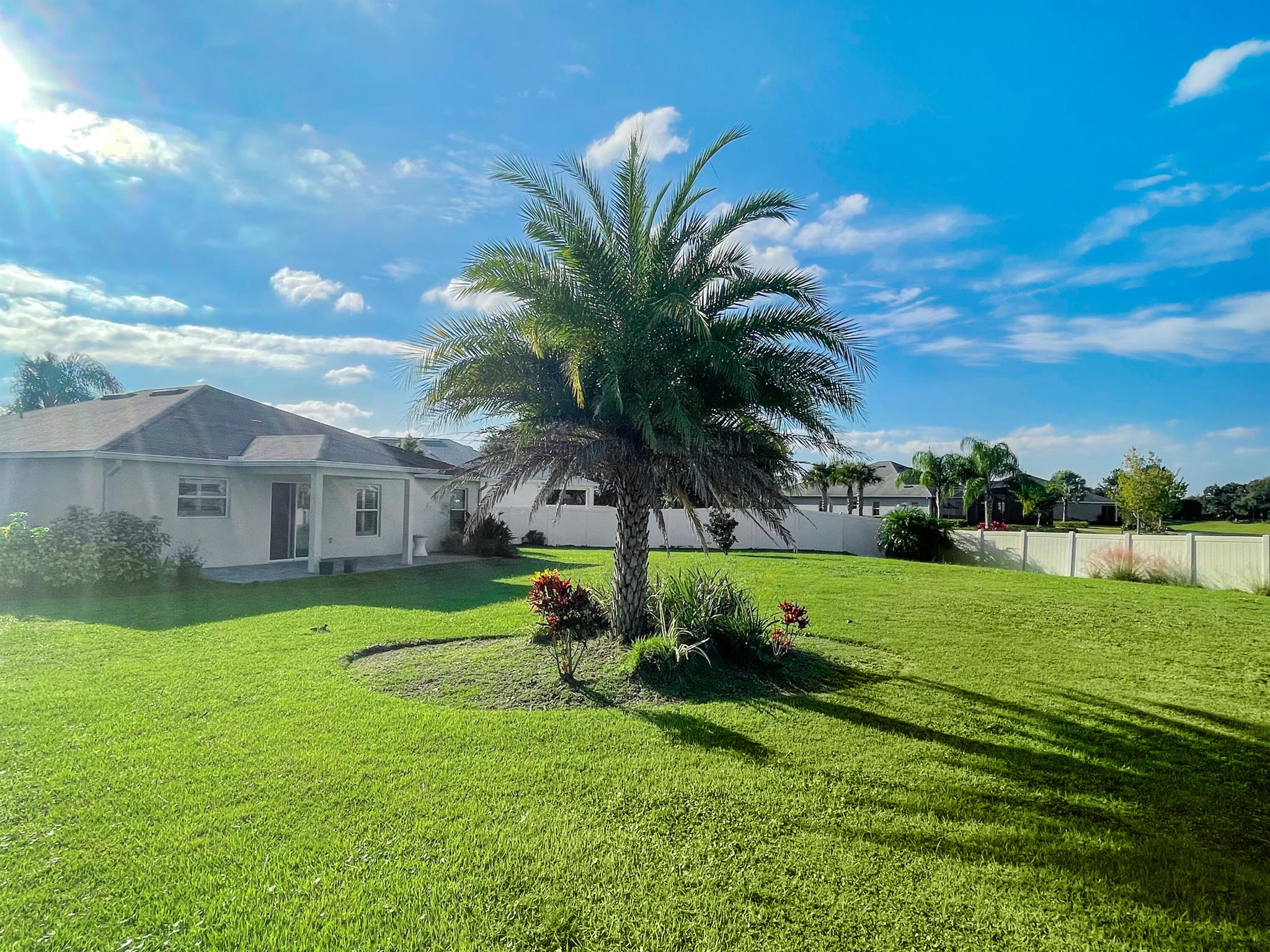 LANCASTER AT LOCH LEVEN P - Residential Lease