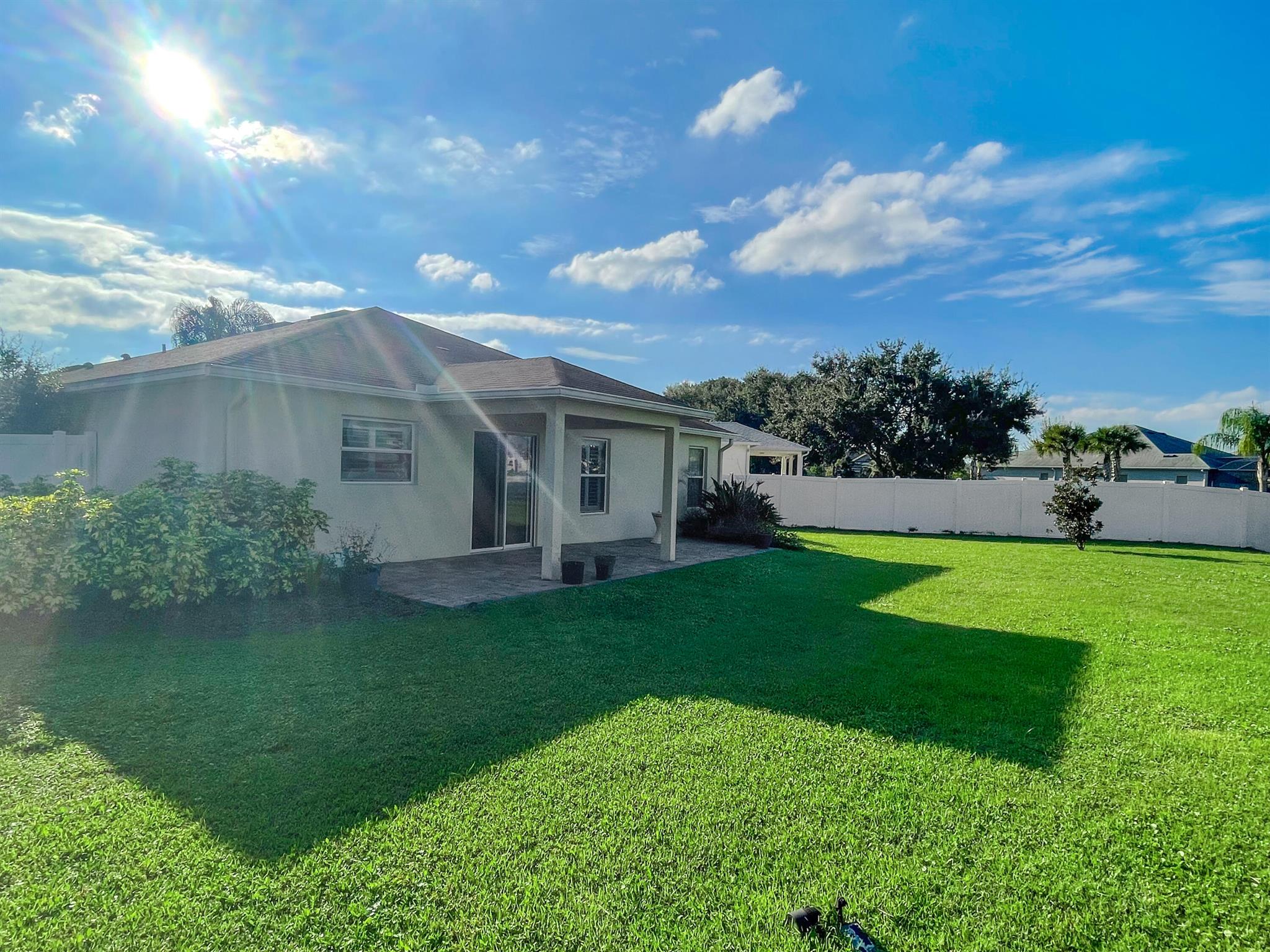 LANCASTER AT LOCH LEVEN P - Residential Lease