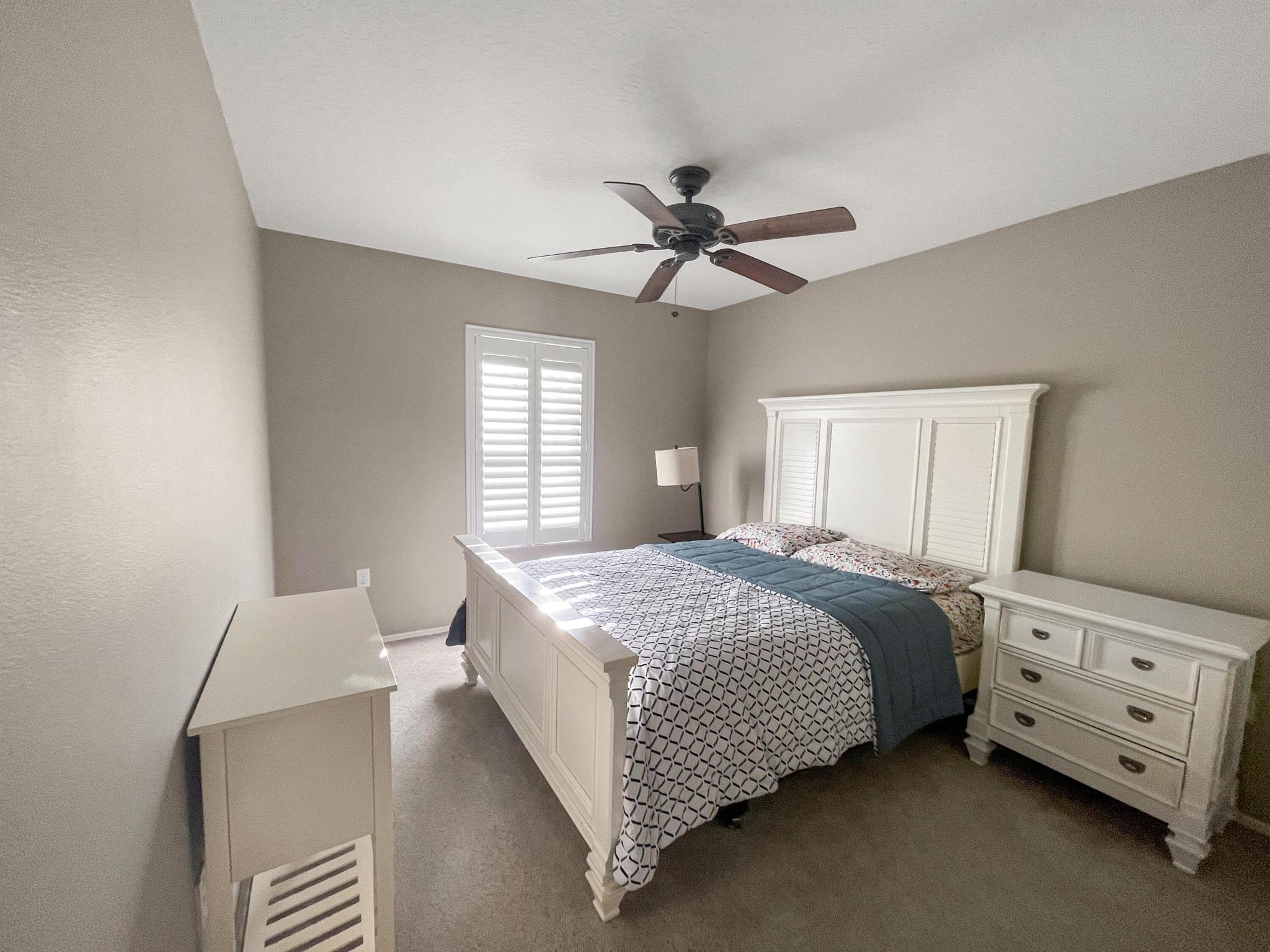 LANCASTER AT LOCH LEVEN P - Residential Lease