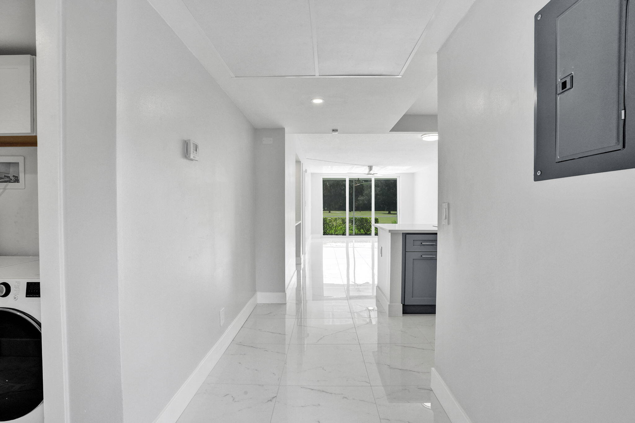575 OAKS Lane 104