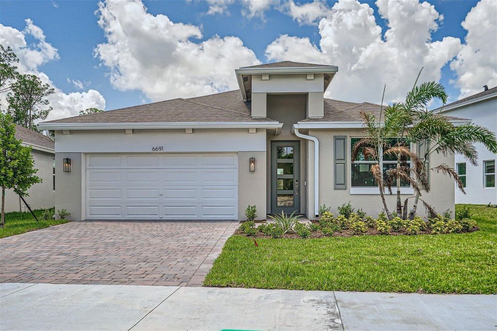 Photo of 6691 SE Park Trace Drive, Stuart, FL 34997 (MLS # R10958491)