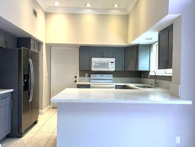 CENTRAL PARK LAKE - Residential Lease