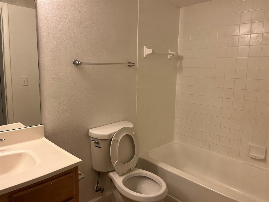 South Palm Place Condo - Residential Lease