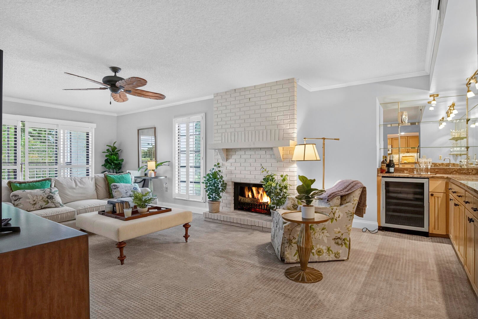 3400 TWIN LAKES Terrace 201