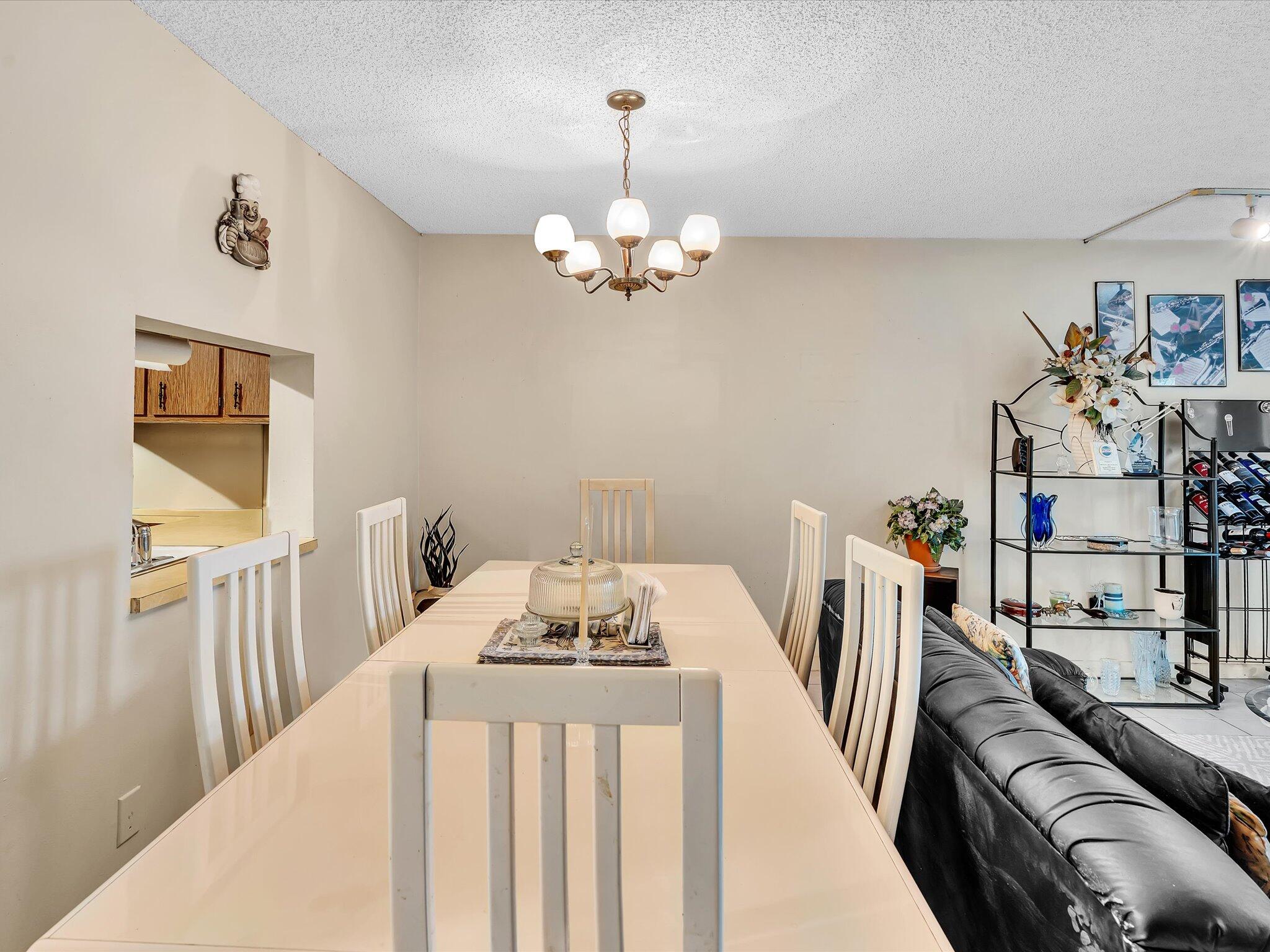 BROOKFIELD SQUARE CONDO - Residential