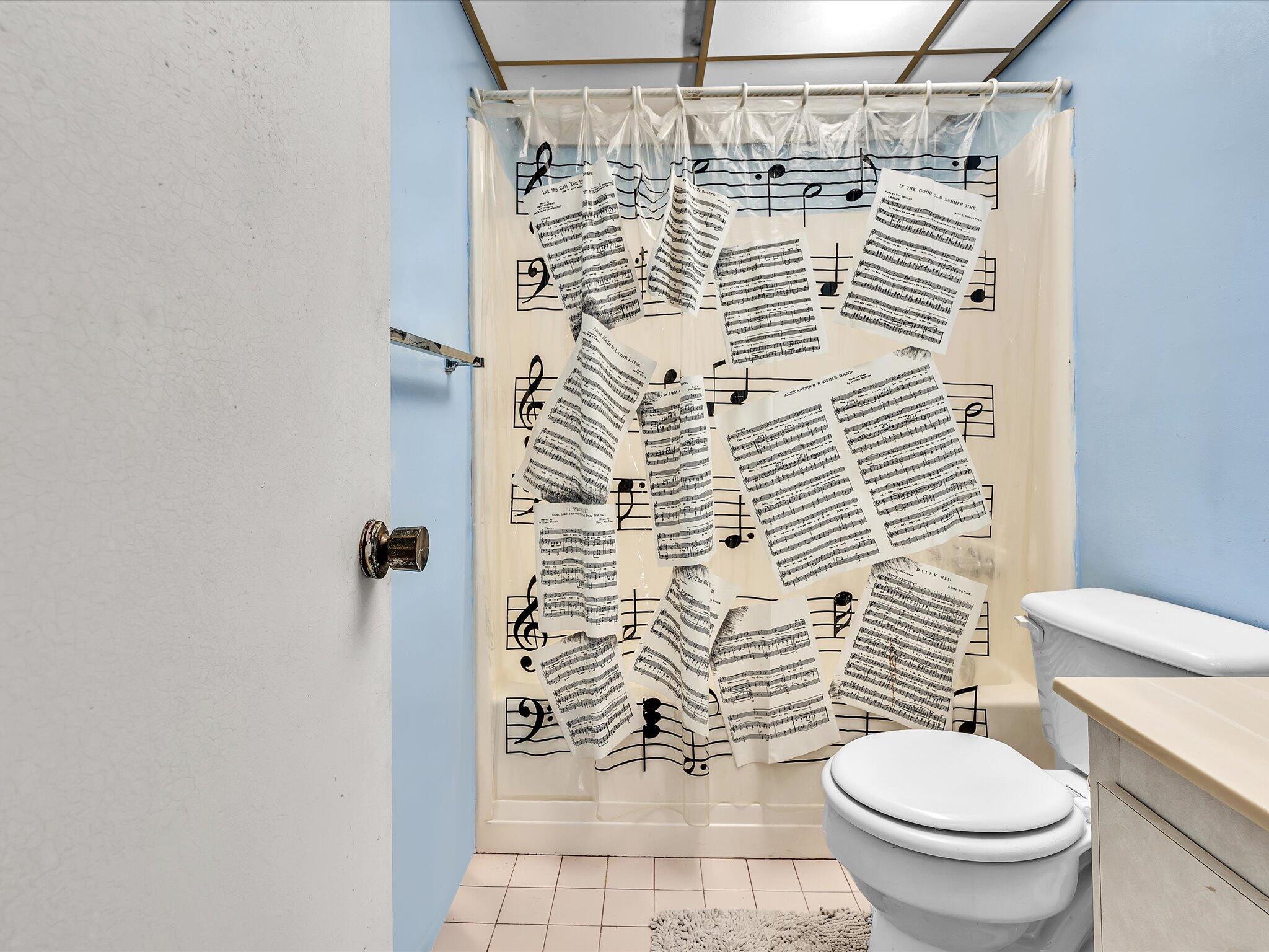 BROOKFIELD SQUARE CONDO - Residential