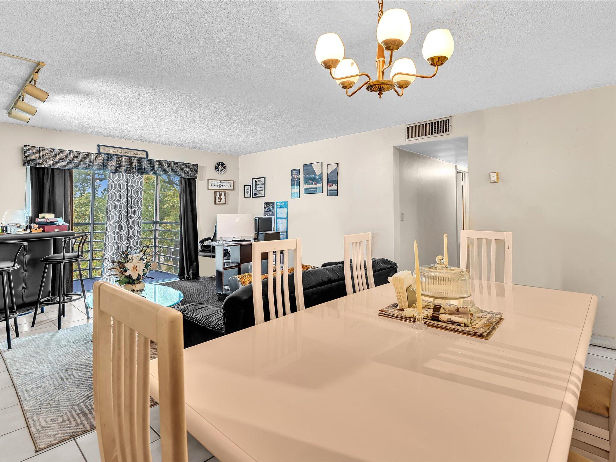 BROOKFIELD SQUARE CONDO - Residential