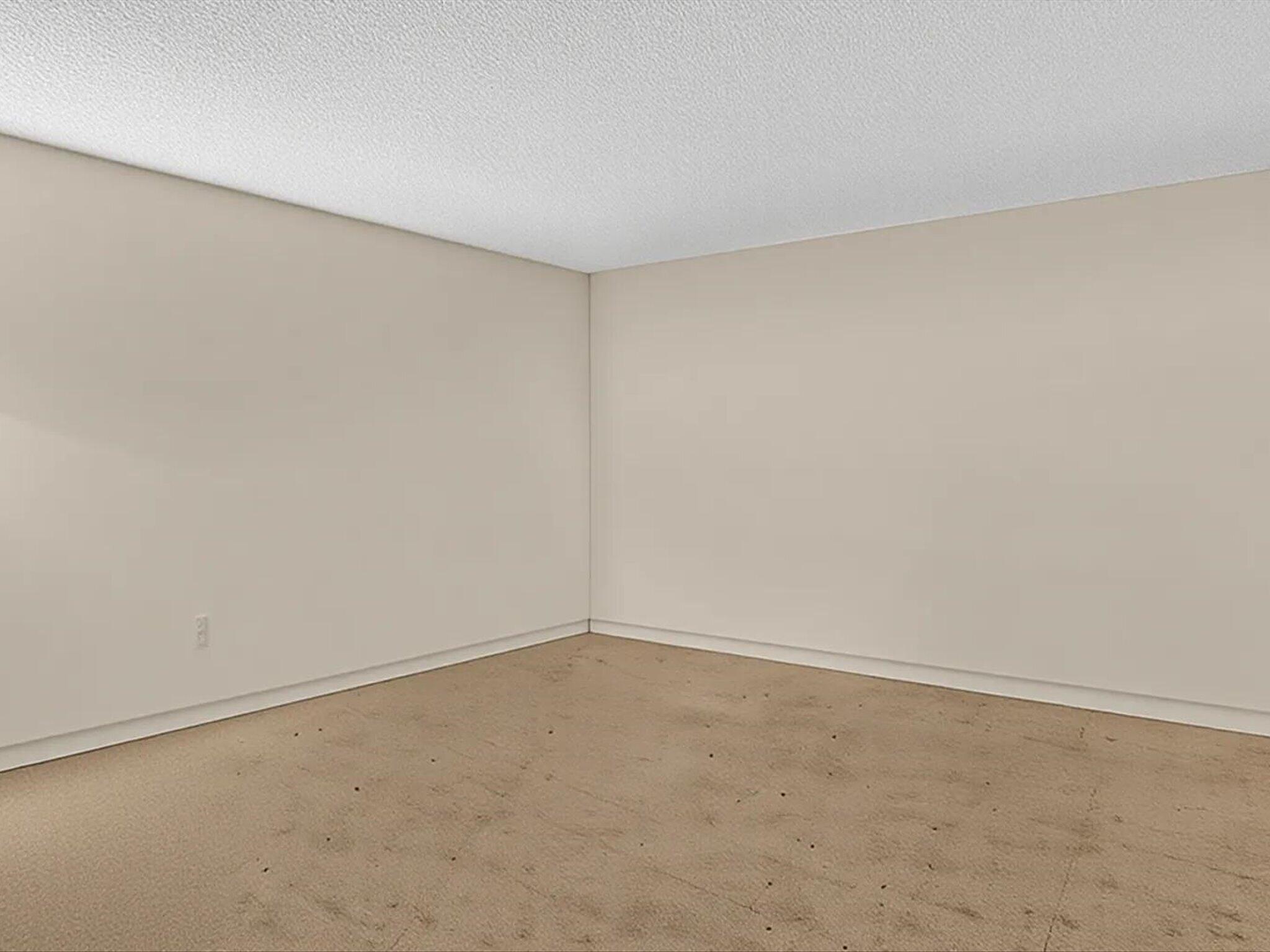 BROOKFIELD SQUARE CONDO - Residential