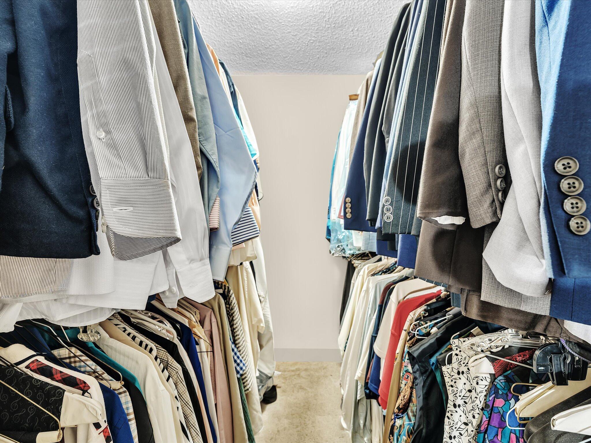 BROOKFIELD SQUARE CONDO - Residential