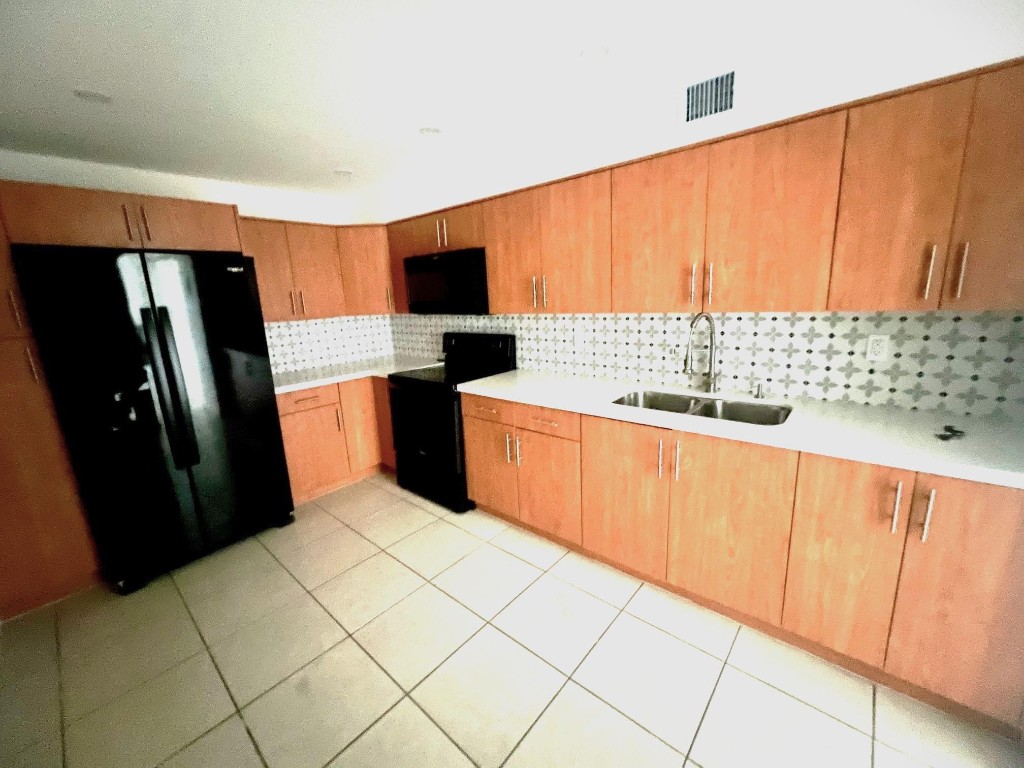 Coral Gate West Condo - Residential Lease