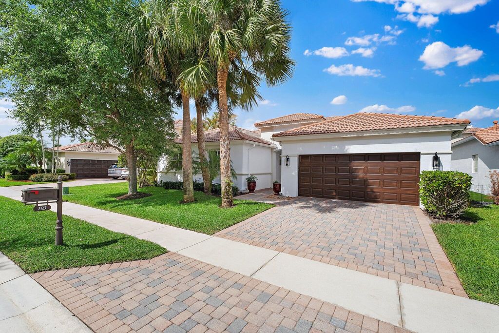 Photo of 103 La Vida Court, Palm Beach Gardens, FL 33418 (MLS # B26010444)
