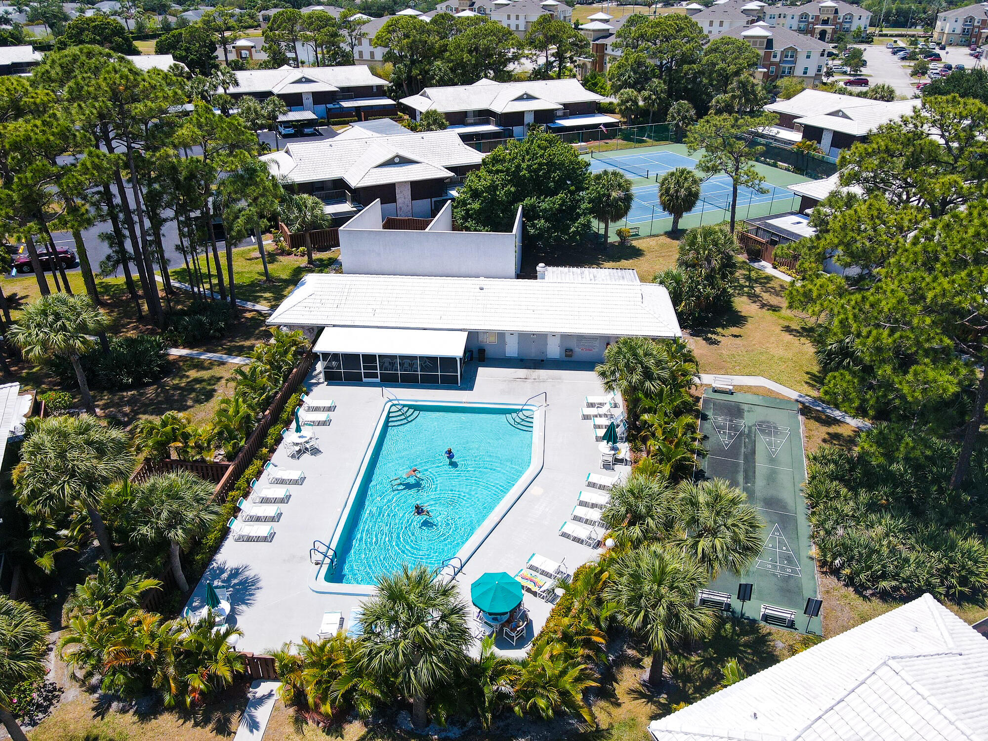 CAMELOT GARDENS PHASES 1 THRU 11 - Residential