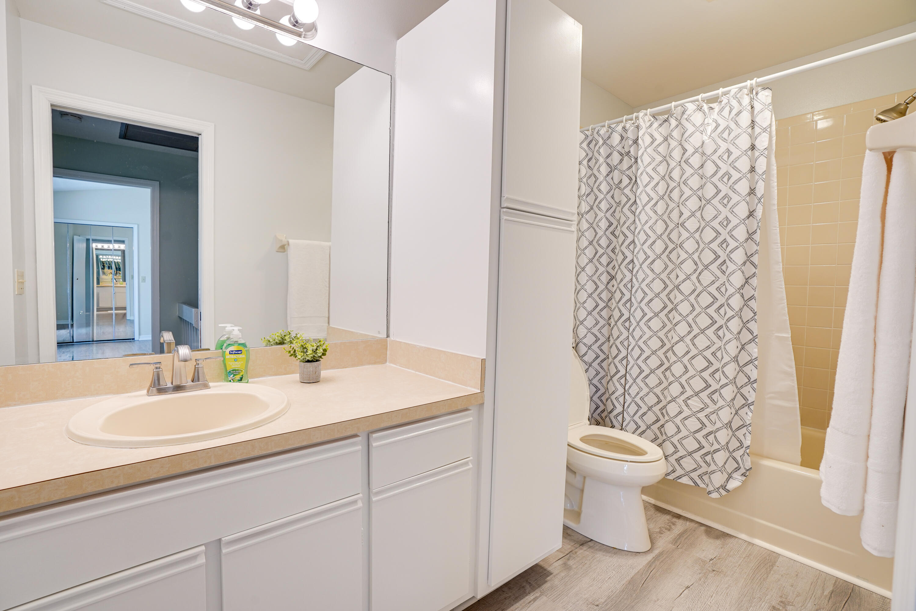 CAMELOT GARDENS PHASES 1 THRU 11 - Residential