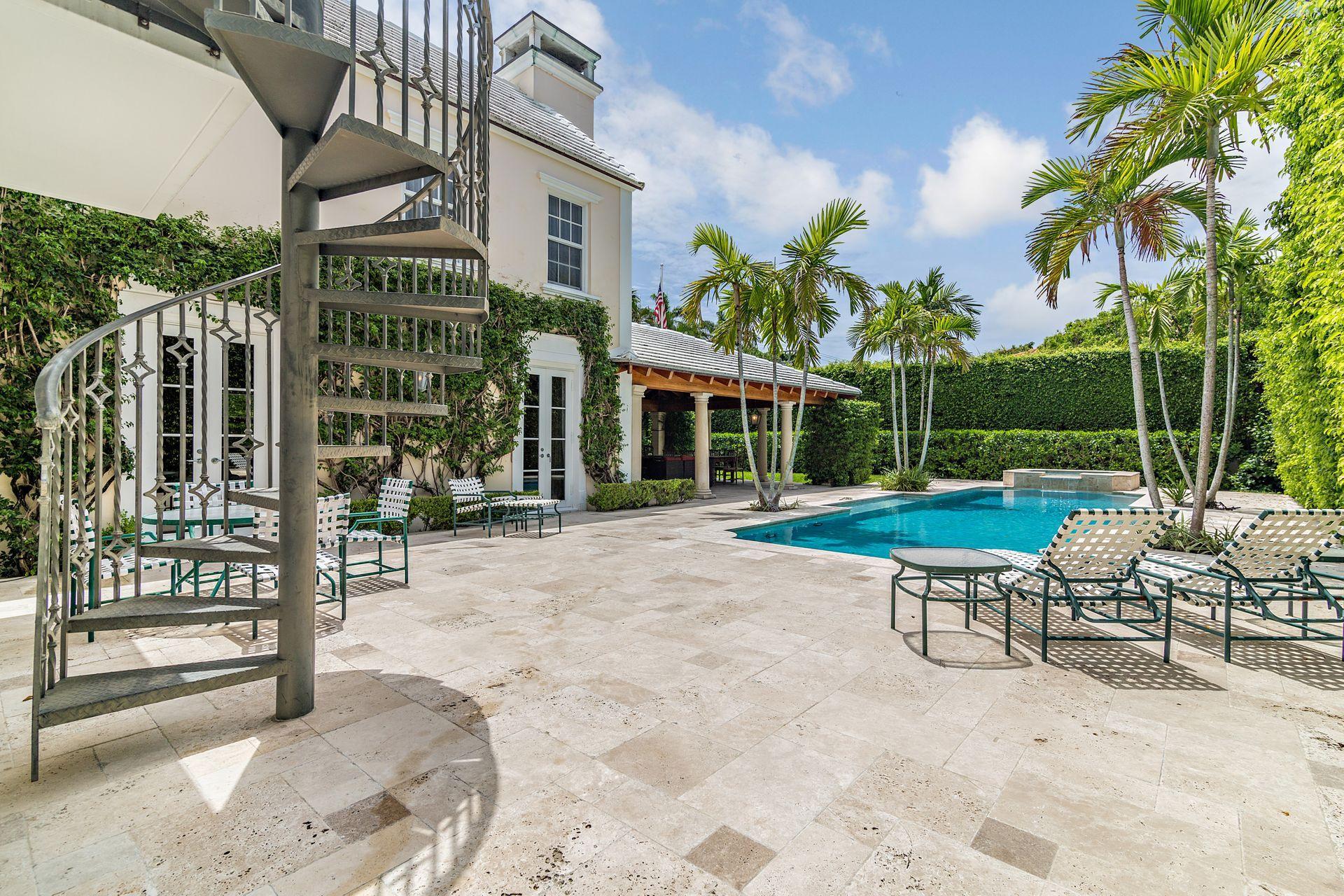 El Bravo Park - Residential