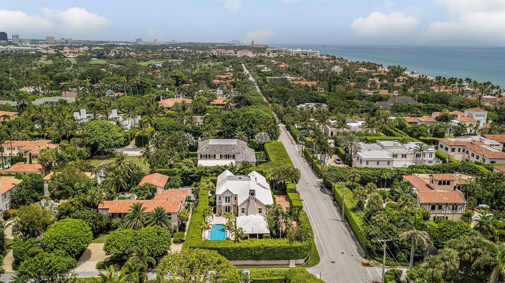 El Bravo Park - Residential