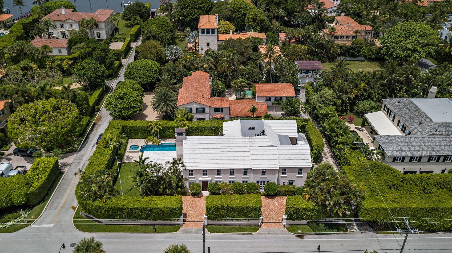 El Bravo Park - Residential