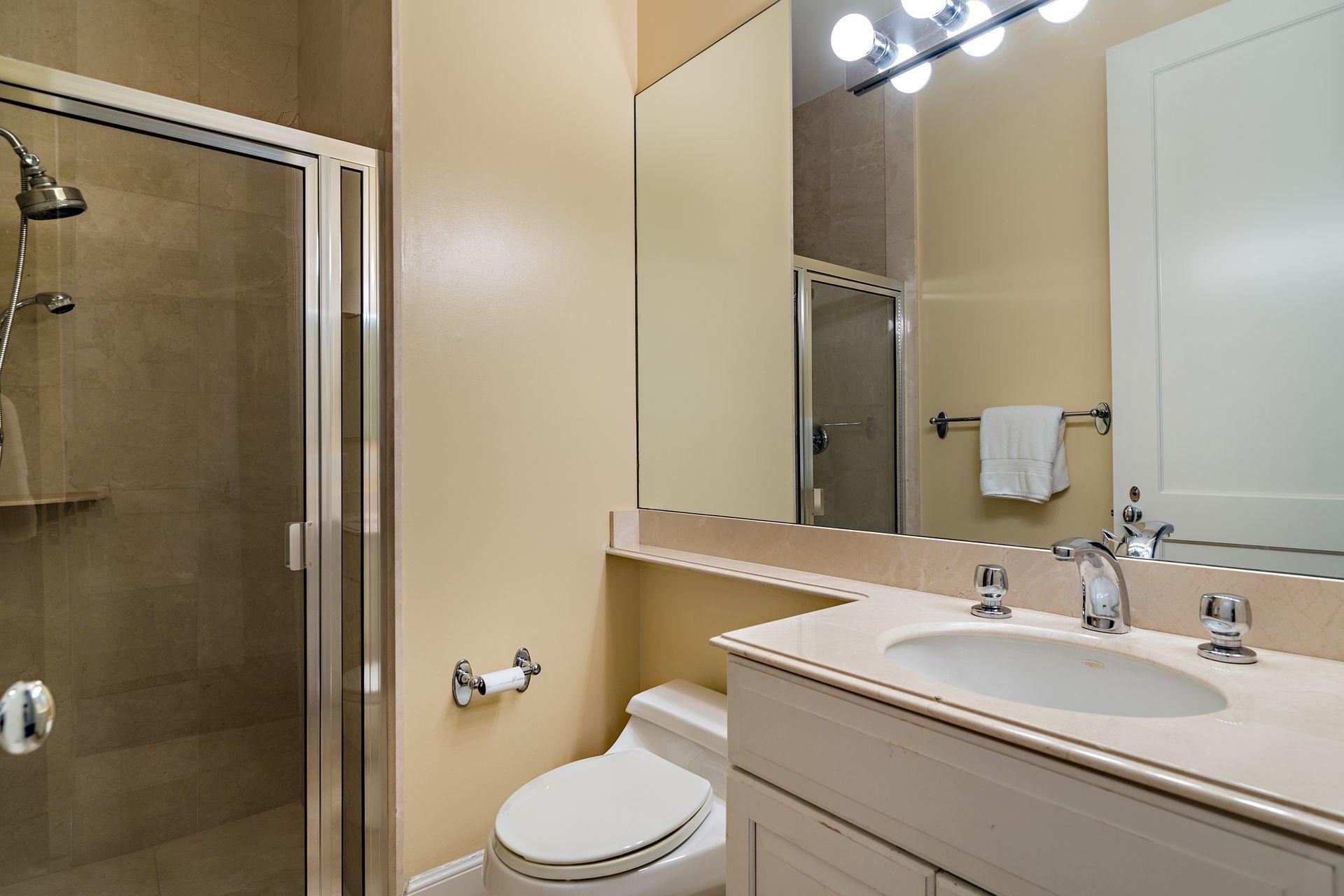 El Bravo Park - Residential