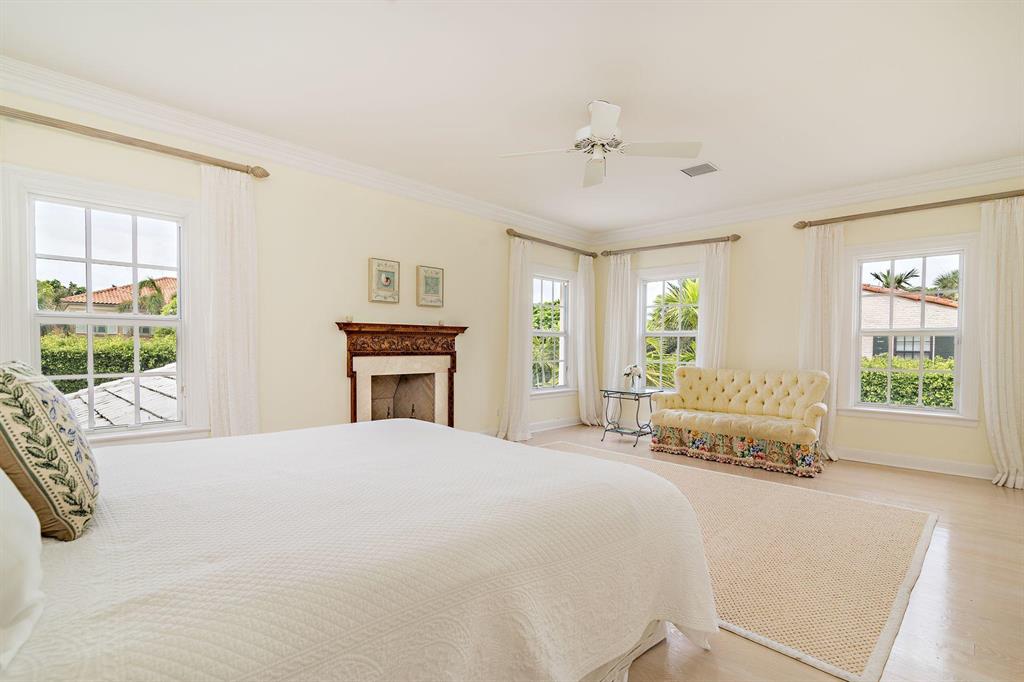 El Bravo Park - Residential