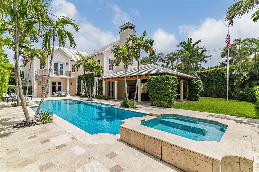 El Bravo Park - Residential