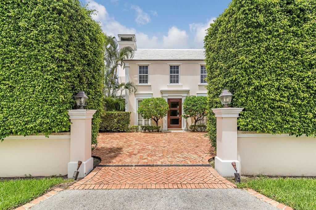 El Bravo Park - Residential