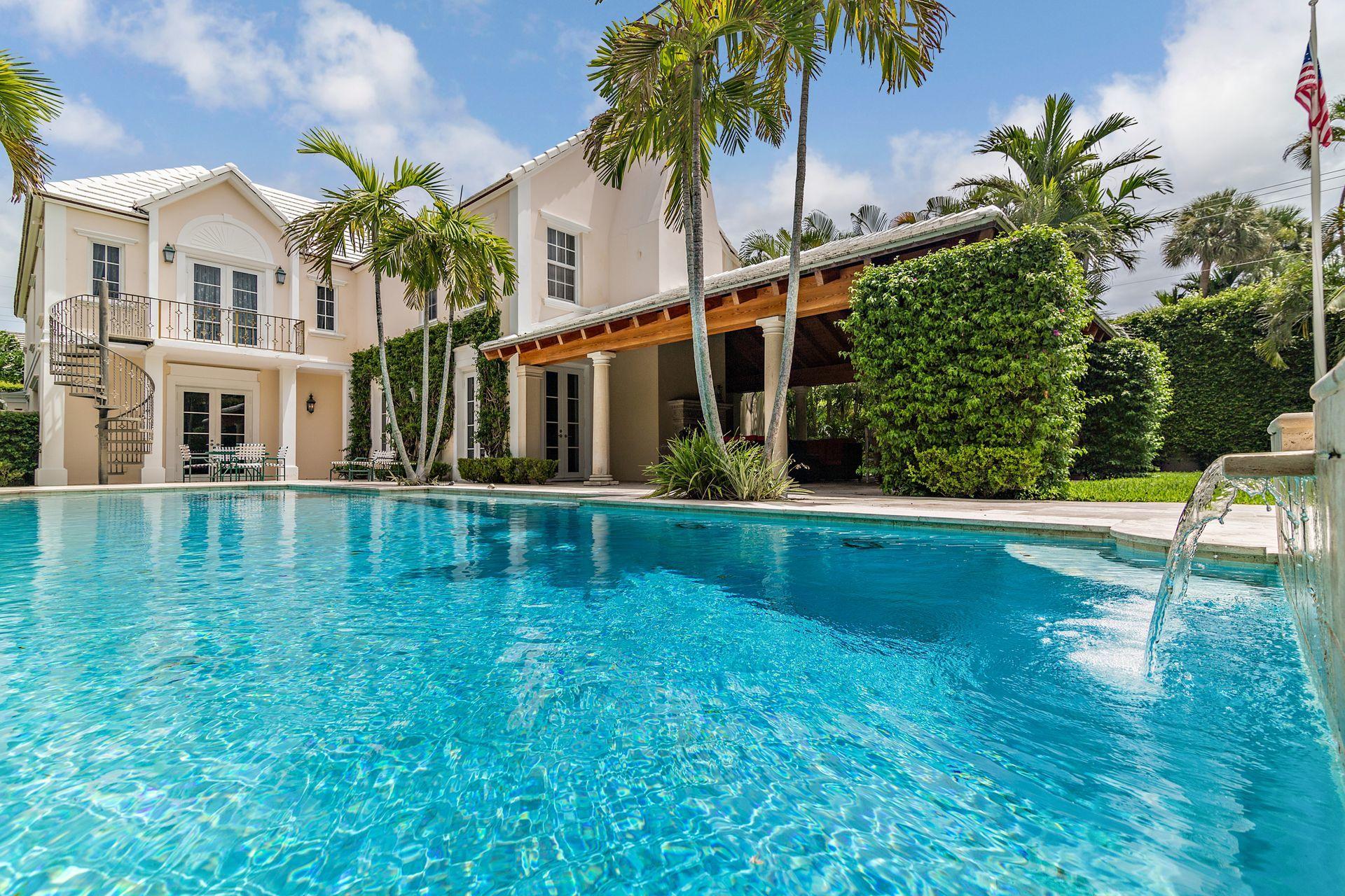 El Bravo Park - Residential