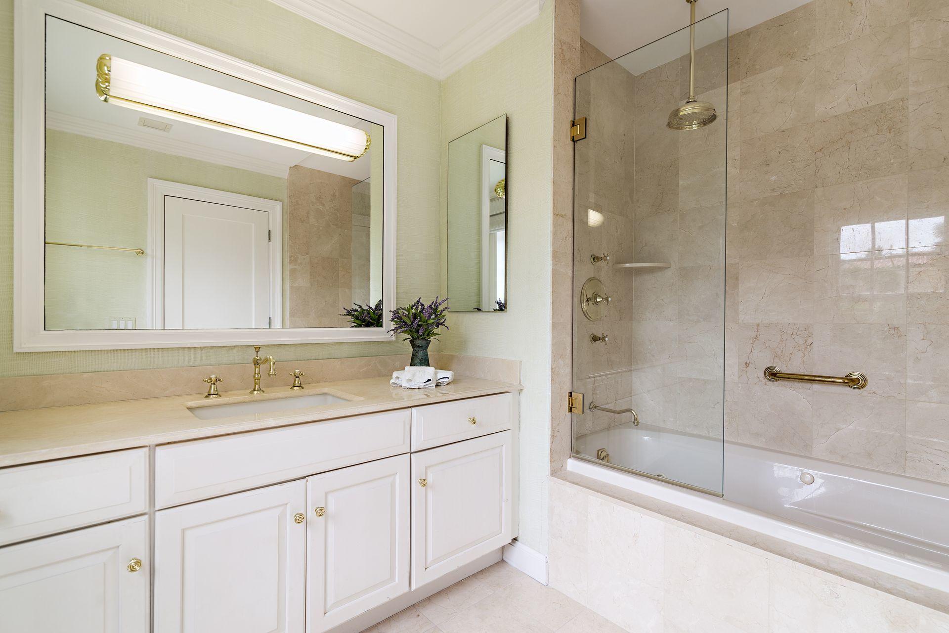 El Bravo Park - Residential