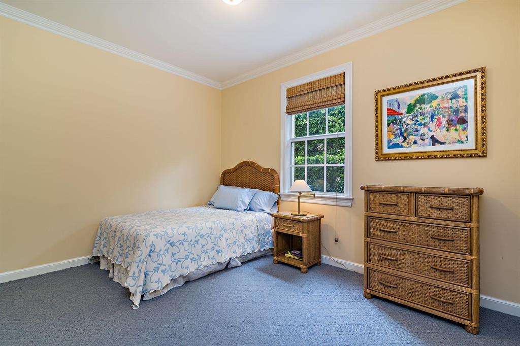 El Bravo Park - Residential